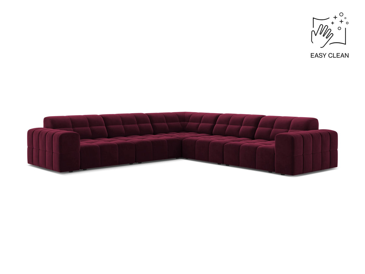 Symmetrisches Ecksofa Jennifer von Micadoni in beige mit Chenille-Bezug, schwarzen Kunststoffbeinen und breiter Sitzfläche.