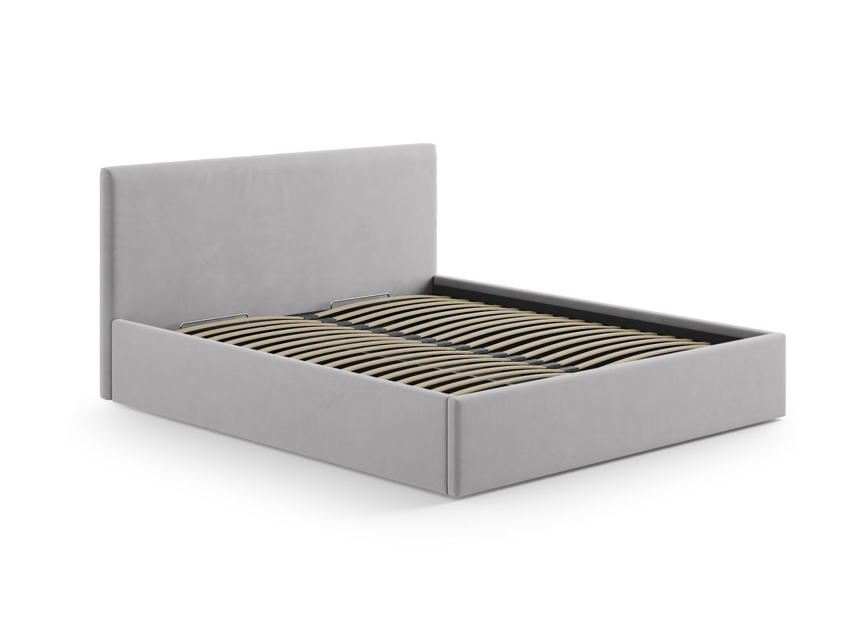 Remo Velour Headboard in Silver-Bluvel präsentiert im Onlineshop von KAQTU Design AG. Kopfteile ist von Micadoni