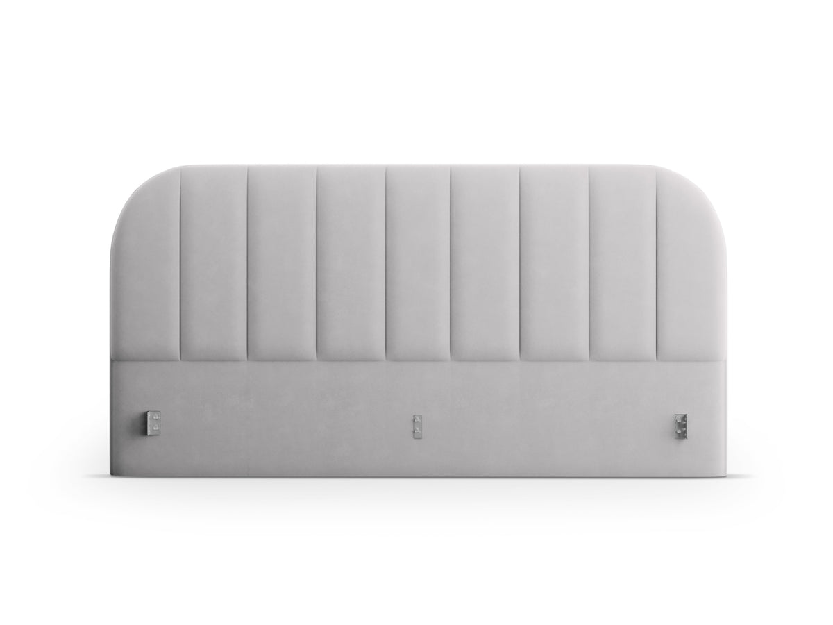 Billy Velour Headboard in Silver-Bluvel präsentiert im Onlineshop von KAQTU Design AG. Kopfteile ist von Micadoni