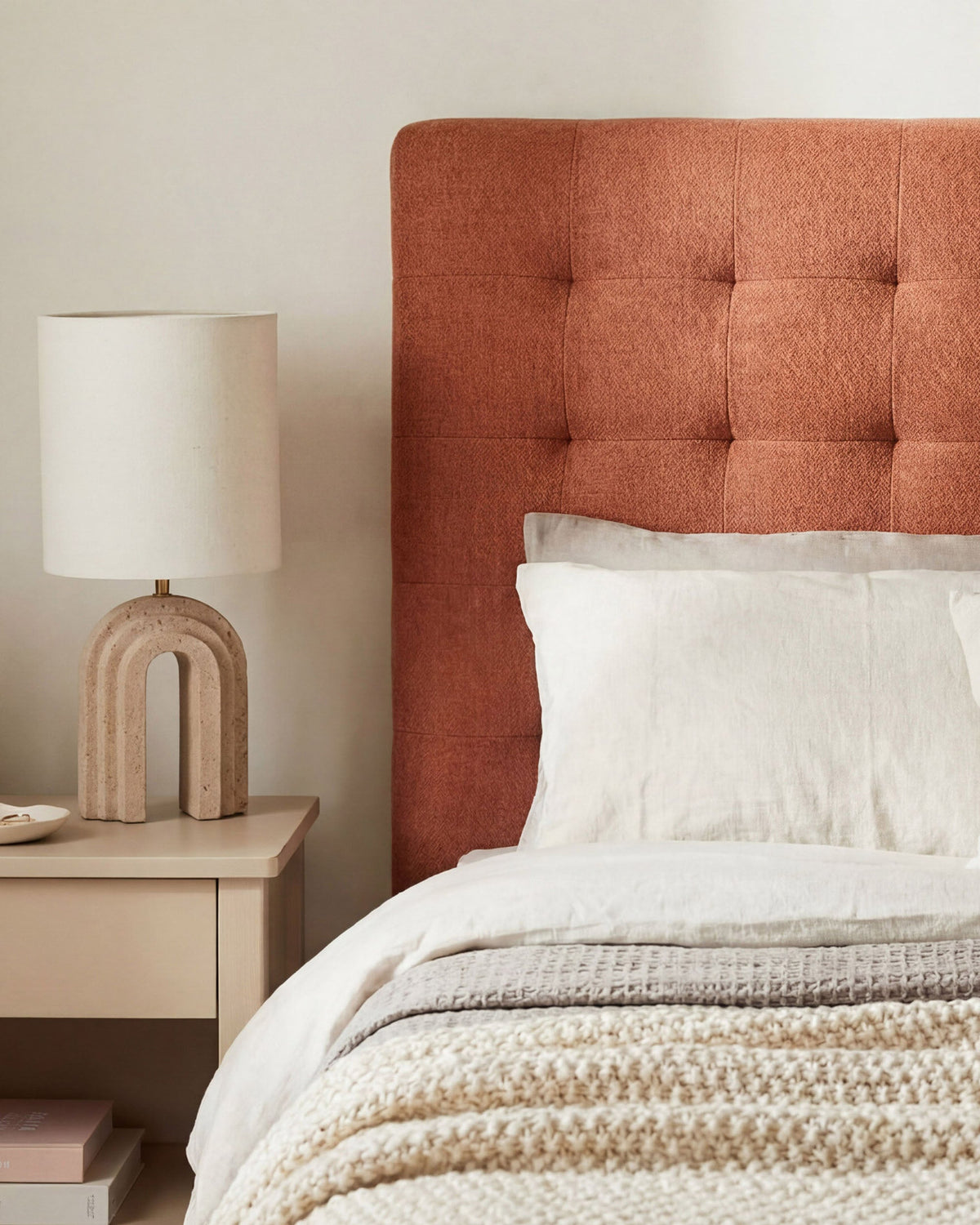 Kopfteil Nova 180cm in Beige-Paris präsentiert im Onlineshop von KAQTU Design AG. Kopfteile ist von Micadoni