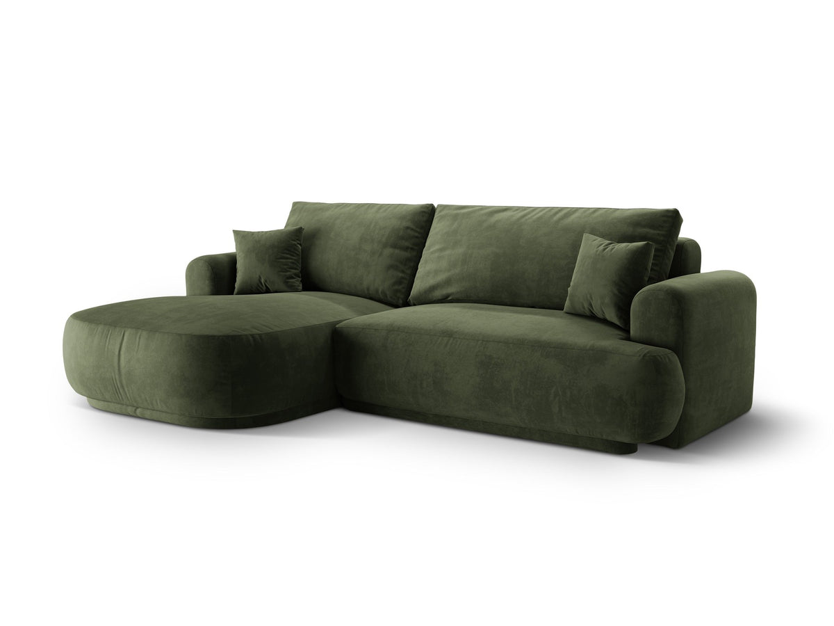 Ecksofa Ella von Micadoni in Leichtes Beige mit Veloursstoff-Bezug, schwarzen Kunststoffbeinen und ausklappbarer Liegefläche links, Retro-Form.