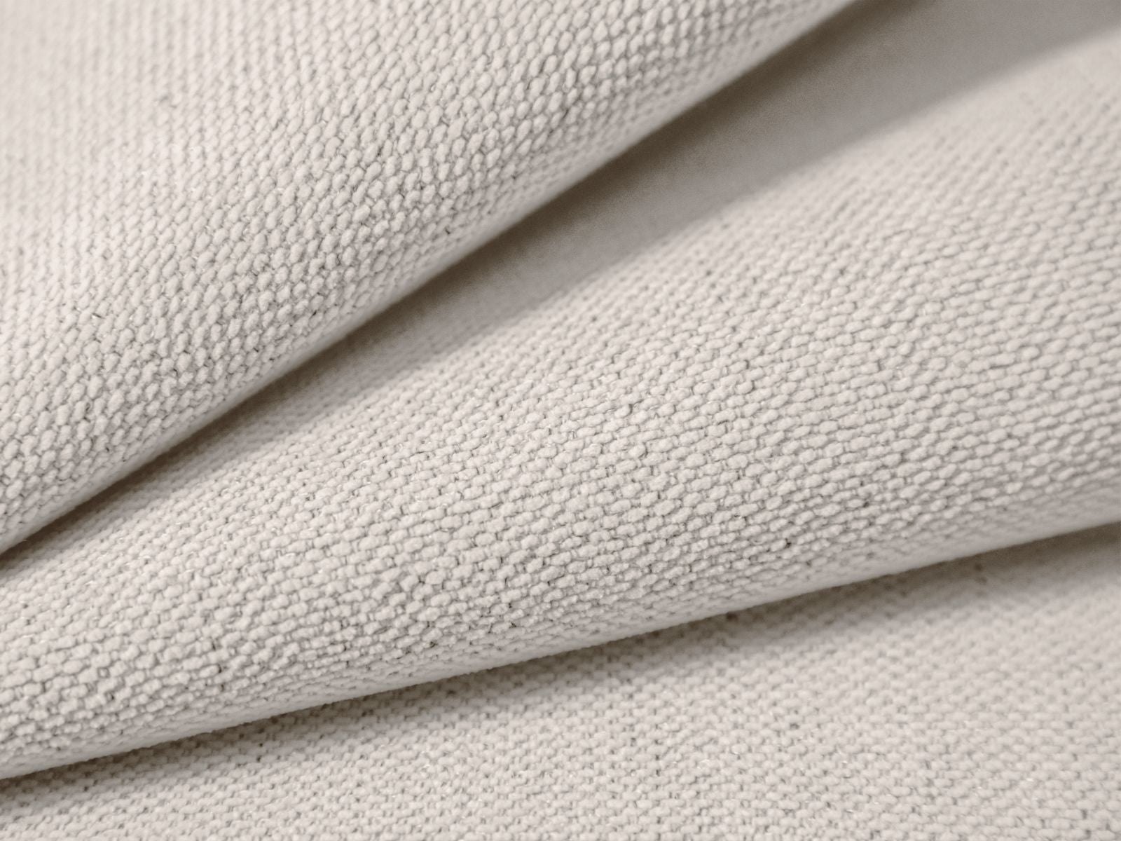 Elegantes 3-Sitzer Ecksofa links mit praktischer Bettfunktion und Stauraum, Modell Victor in sanftem Hellbeige für stilvolle Entspannung.