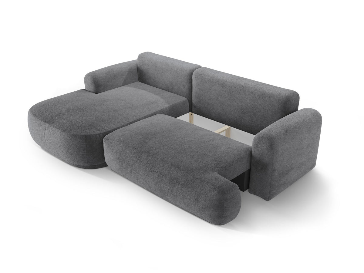 Ecksofa Ella von Micadoni in Leichtes Beige mit Veloursstoff-Bezug, schwarzen Kunststoffbeinen und ausklappbarer Liegefläche links, Retro-Form.
