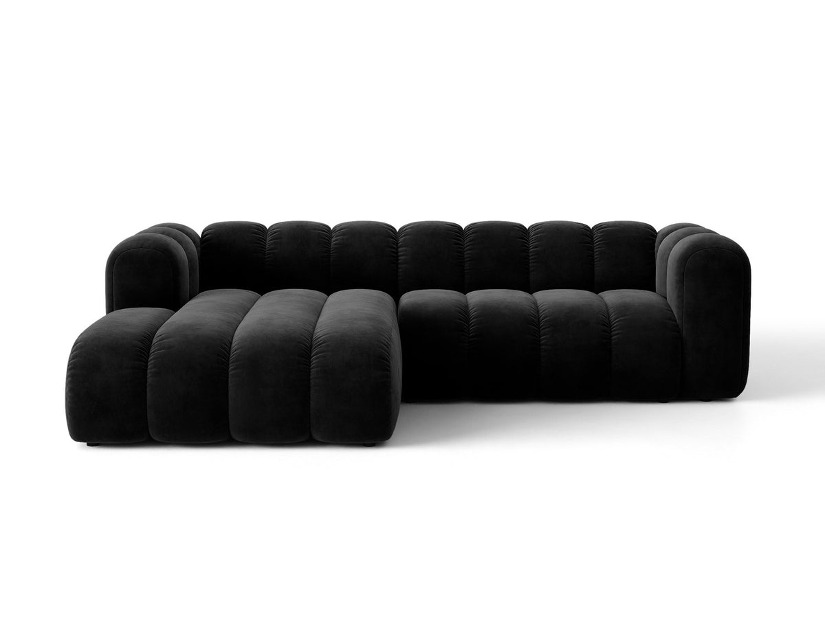 Lupine Ecksofa mit Bettfunktion und Stauraum links, Bezug aus Stoff Eden in Leichtes beige, schwarze Kunststoffbeine, Ecksofa-Form von Micadoni.
