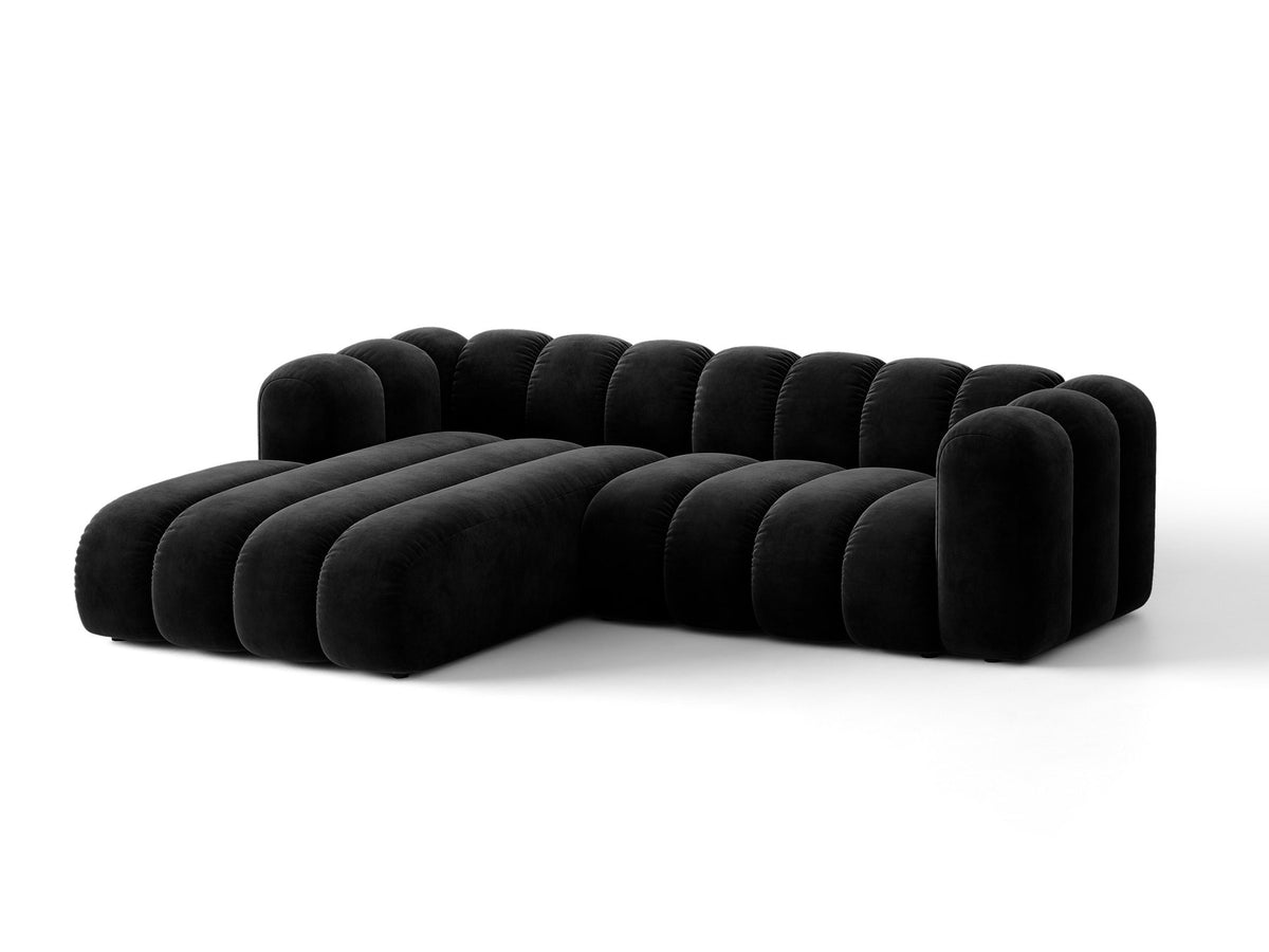 Lupine Ecksofa mit Bettfunktion und Stauraum links, Bezug aus Stoff Eden in Leichtes beige, schwarze Kunststoffbeine, Ecksofa-Form von Micadoni.