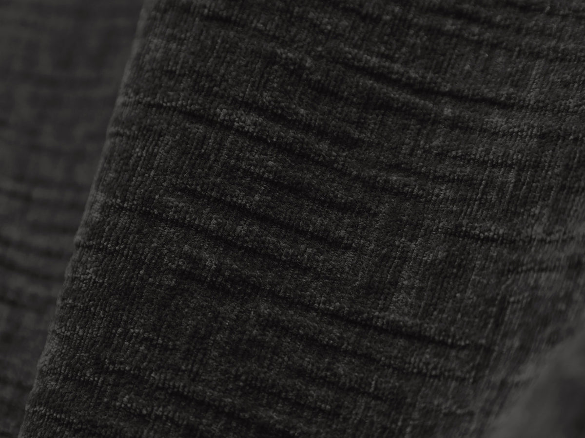 Kaelle Ecksofa links 4 Sitzer in Black-Over The Horizon präsentiert im Onlineshop von KAQTU Design AG. L-Sofa links ist von Micadoni