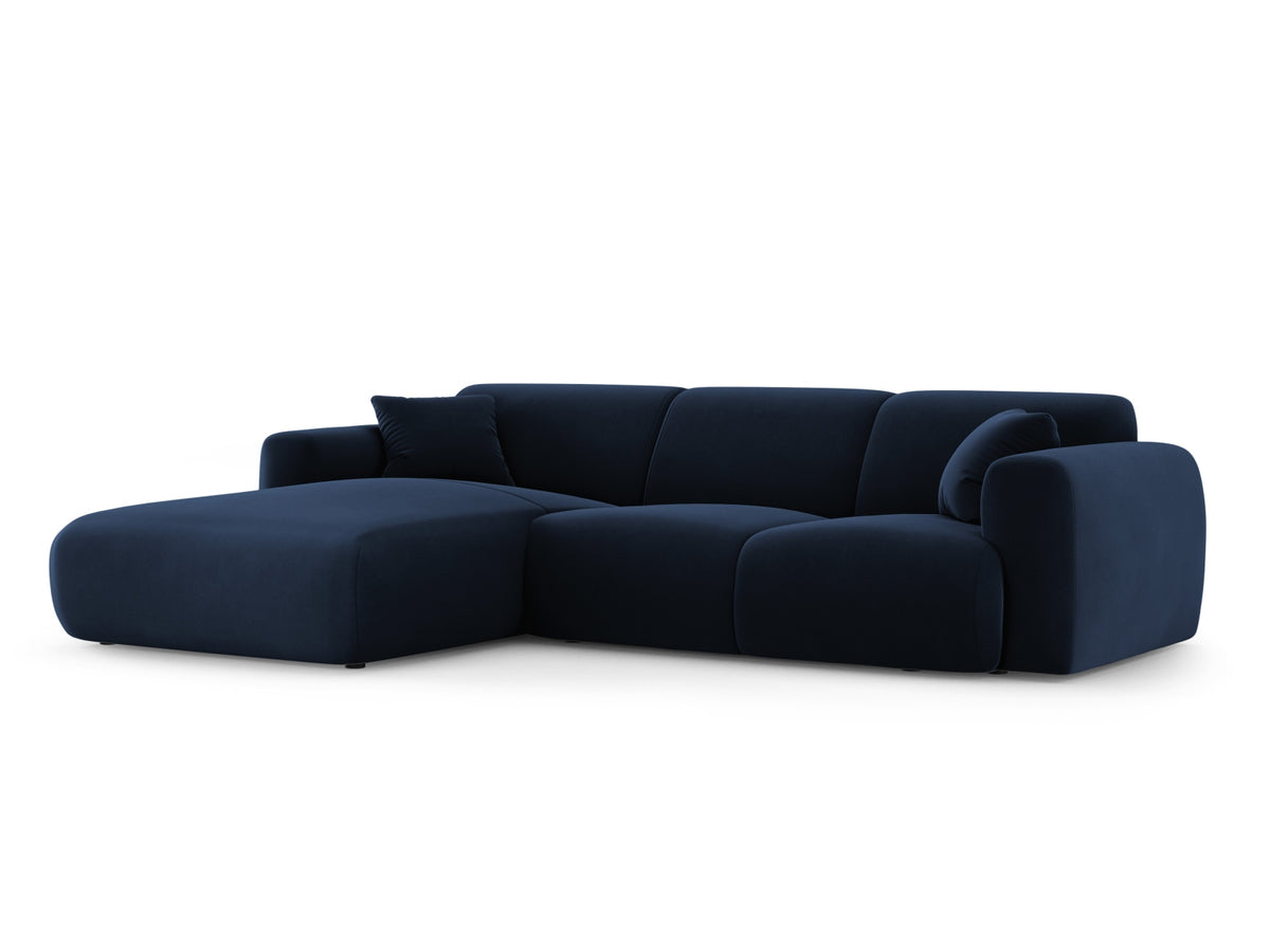 Molino Velour links Ecksofa 4 Sitzer in Royal Blue-Casino präsentiert im Onlineshop von KAQTU Design AG. L-Sofa links ist von Micadoni