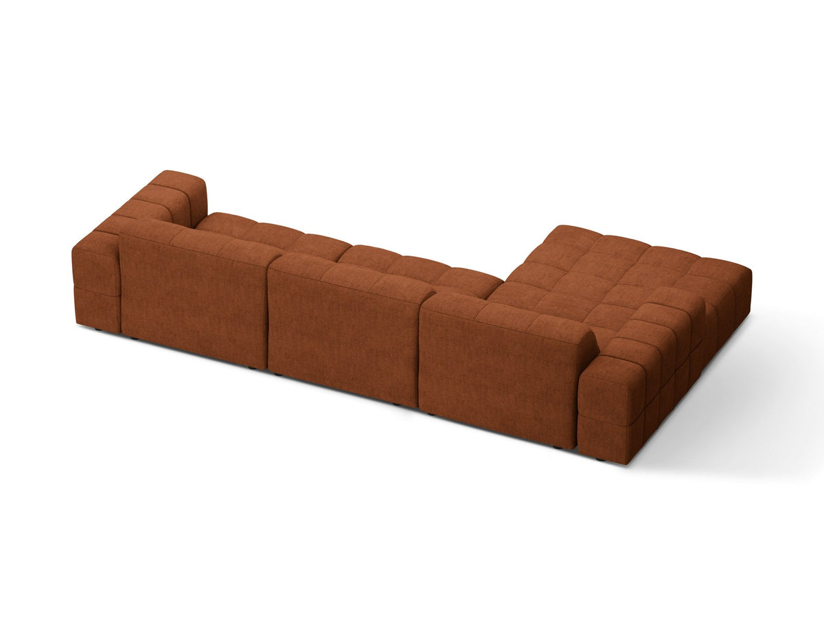 Linksseitiges L-Sofa Jennifer von Micadoni in leichtem Beige, Bluvel-Stoff, mit schwarzen Kunststoffbeinen und niedriger Rückenlehne.
