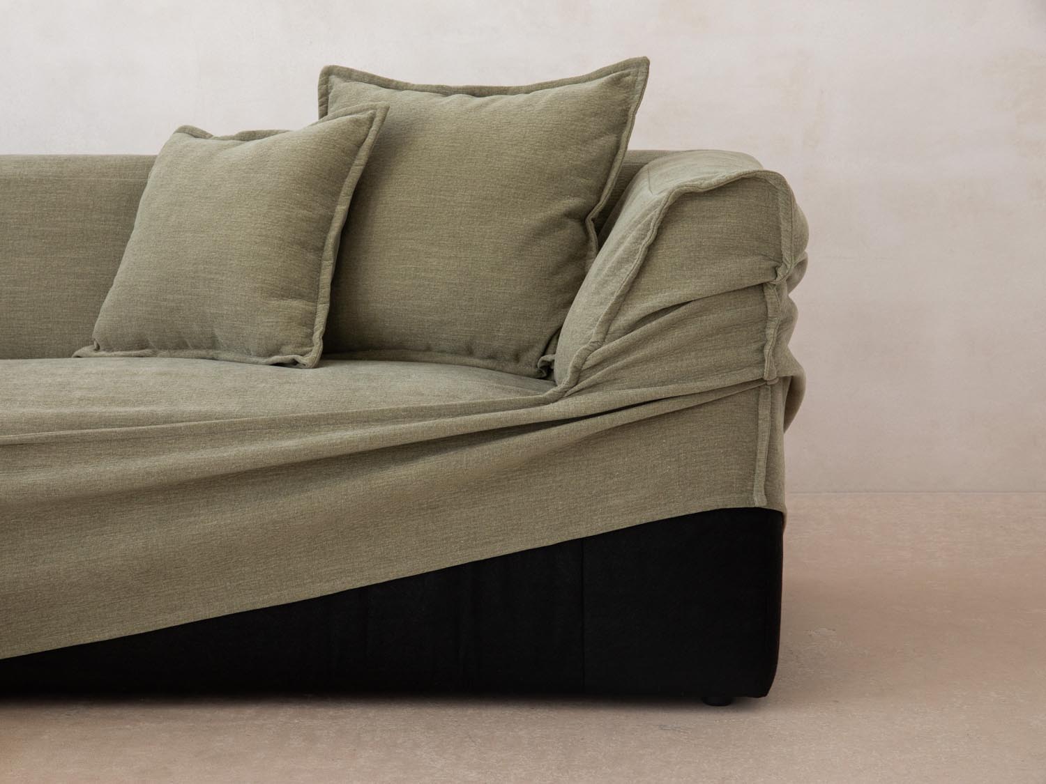 Milton Ecksofa links 4 Sitzer in Sand präsentiert im Onlineshop von KAQTU Design AG. Ecksofa links ist von Micadoni