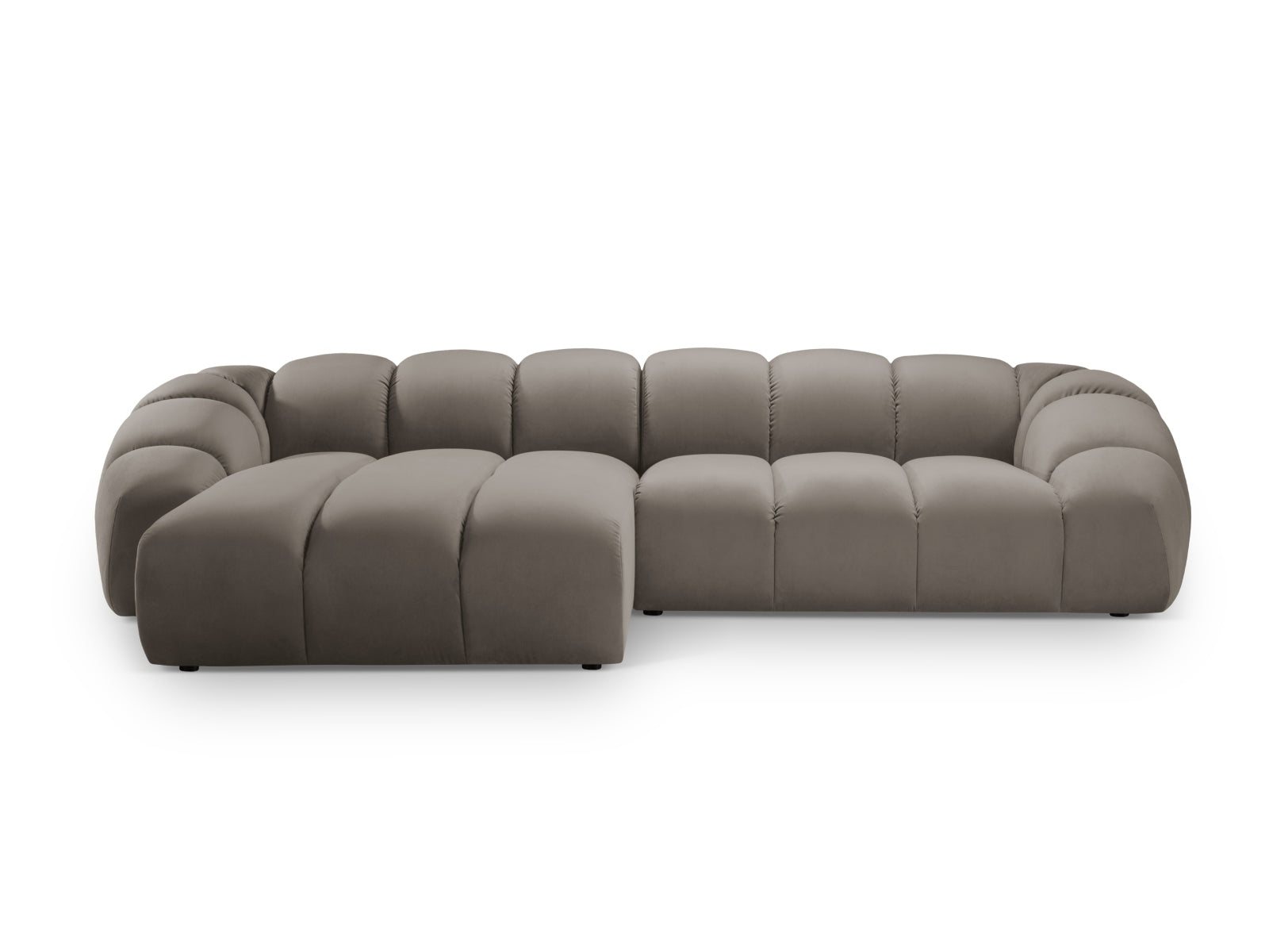Diana Velour links Ecksofa 4 Sitzer in Grey Brown-Salvador präsentiert im Onlineshop von KAQTU Design AG. L-Sofa links ist von Micadoni