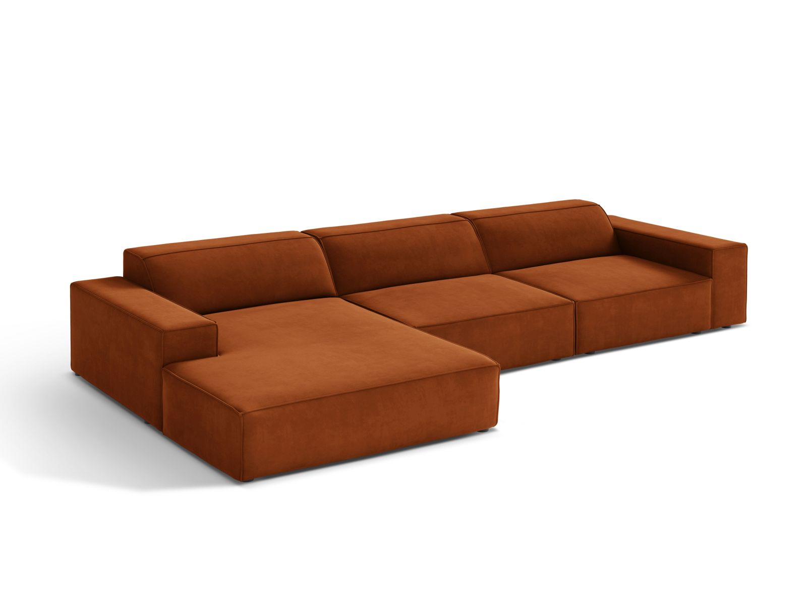 Elegantes Jodie Velour Ecksofa in Terracotta, modulares Design, ideal für stilvolle Wohnräume, präsentiert von Micadoni.