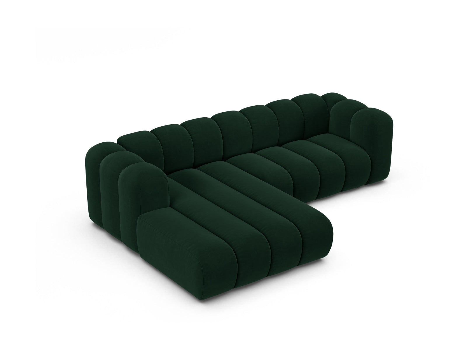 Luxuriöses 4-Sitzer Ecksofa Lupine in samtigem Velours, linksseitig, in tiefem Flaschengrün, perfekt für moderne Wohnkonzepte.