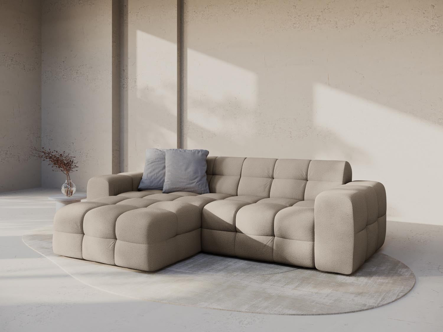 Elegantes Kendal Ecksofa links in stilvollem Dark Beige-Ottawa, ideal für moderne Wohnräume und gemütliche Abende.