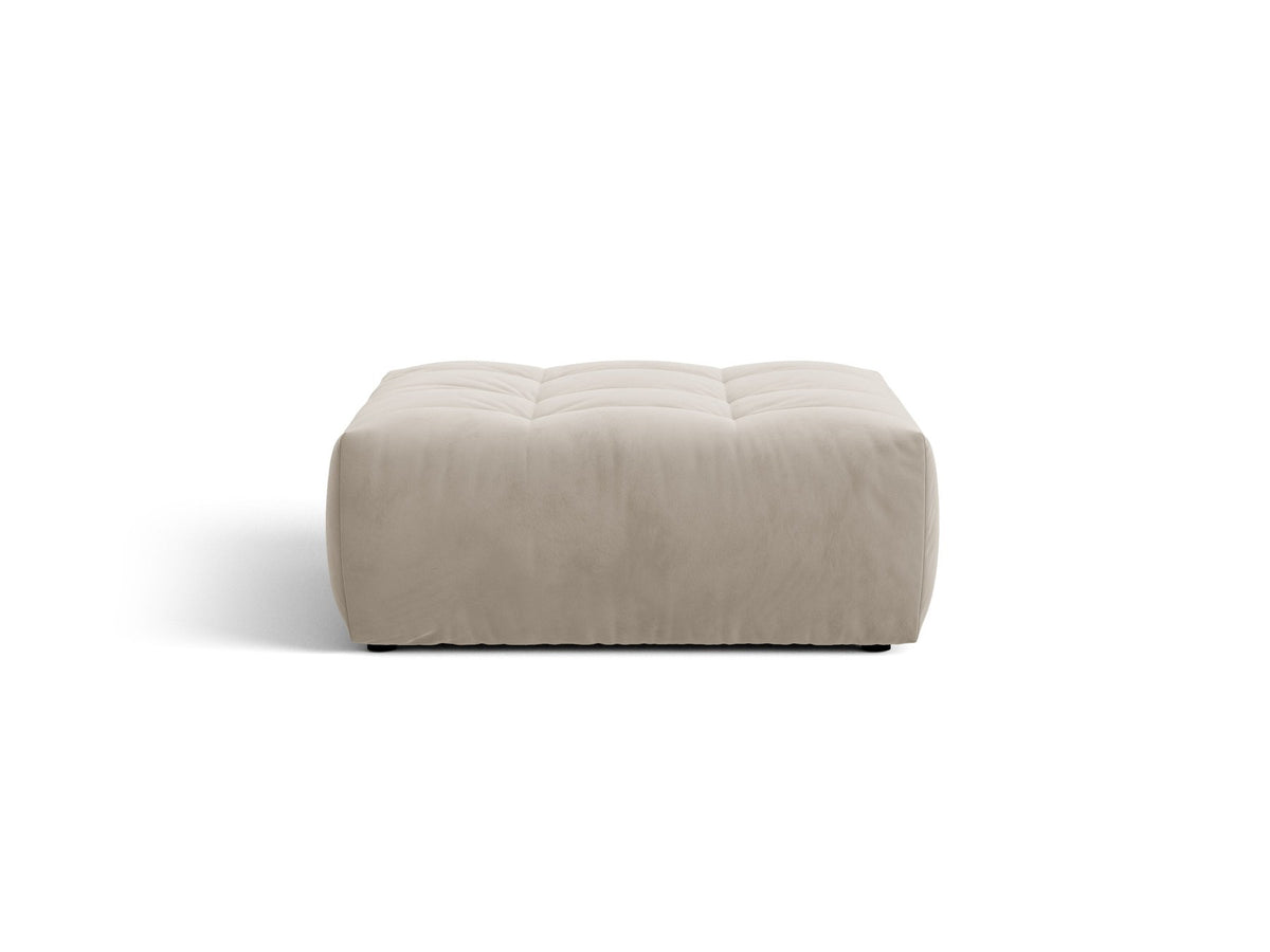 Beiger Sitzpouf Bloom von Micadoni mit rundem Design, Casino-Pearl-Stoffbezug und kurzen Beinen aus Polypropylen, Masse 107x99x42 cm.
