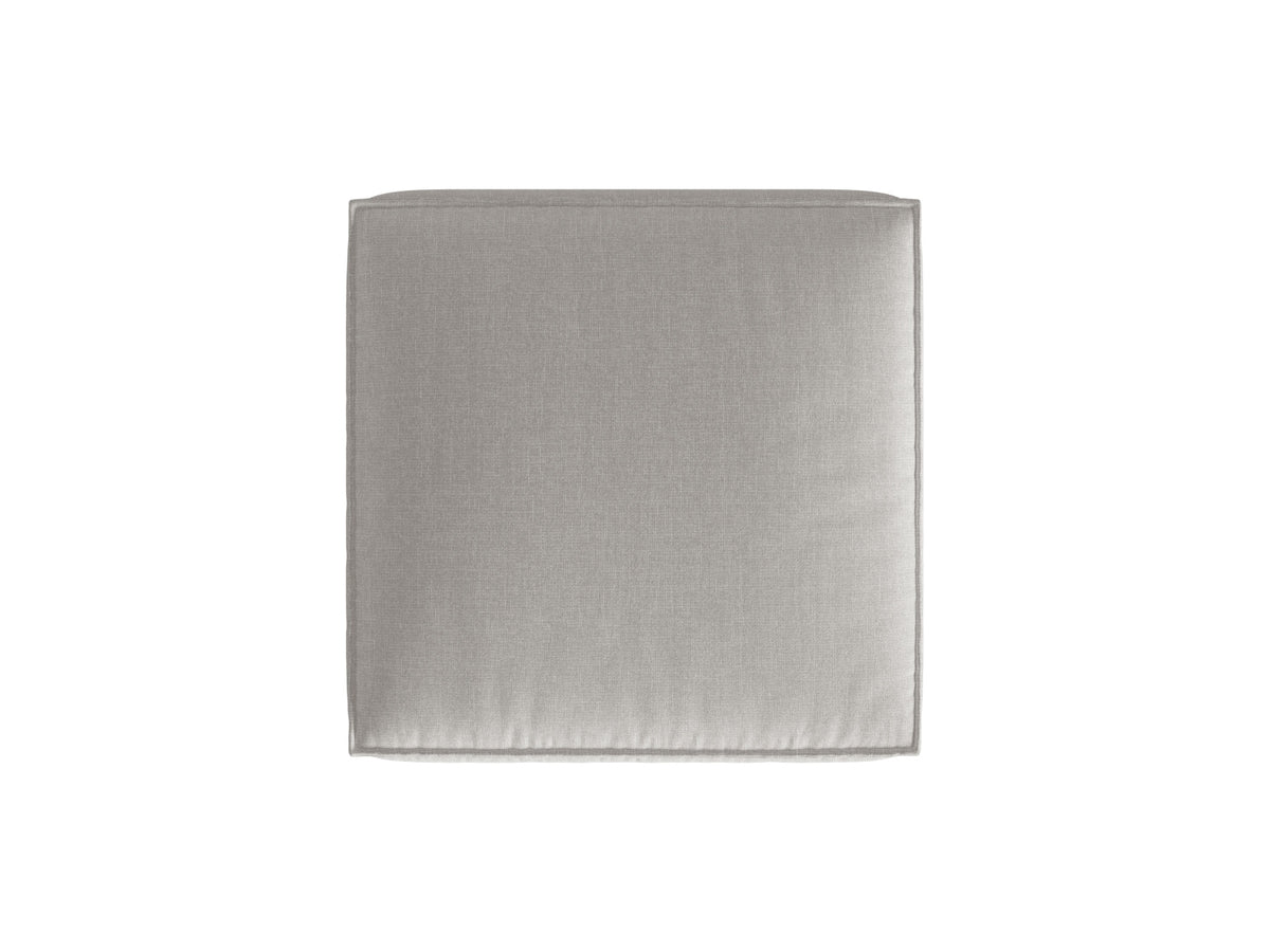 1-Sitzer Pouf Nuria in Light Grey-Liberty präsentiert im Onlineshop von KAQTU Design AG. Pouf ist von Micadoni