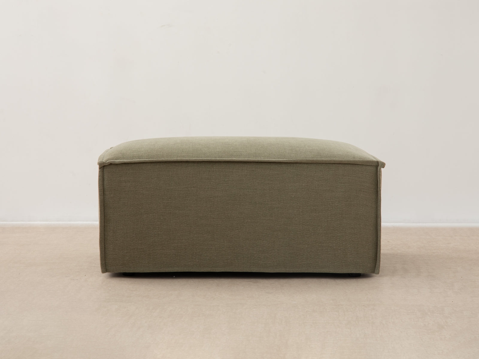 Milton Pouf 1 Sitzer in Warm grey präsentiert im Onlineshop von KAQTU Design AG. Modulares Sofa ist von Micadoni