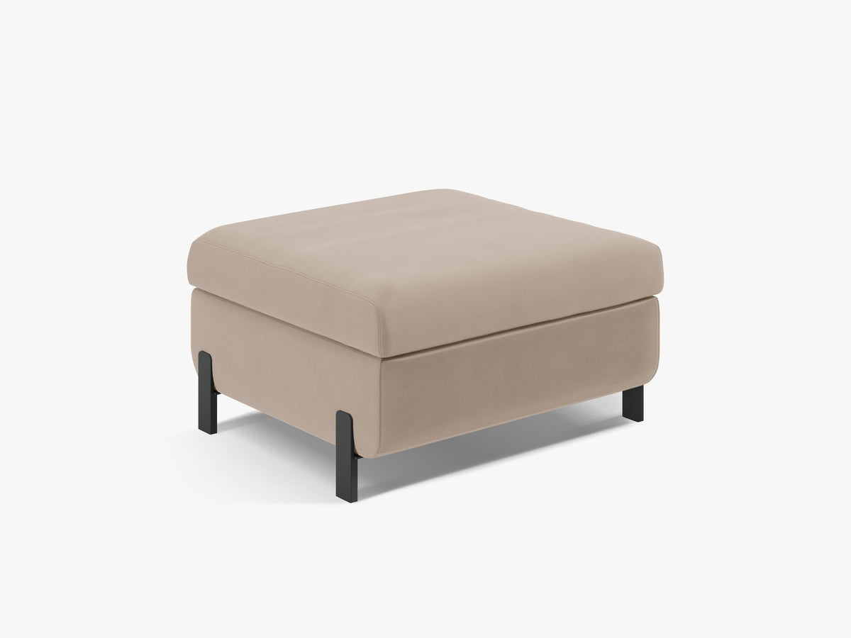 Gloria Velour Pouf mit Stauraum 1 Sitzer in Beige-Salvador präsentiert im Onlineshop von KAQTU Design AG. Modulares Sofa ist von Micadoni