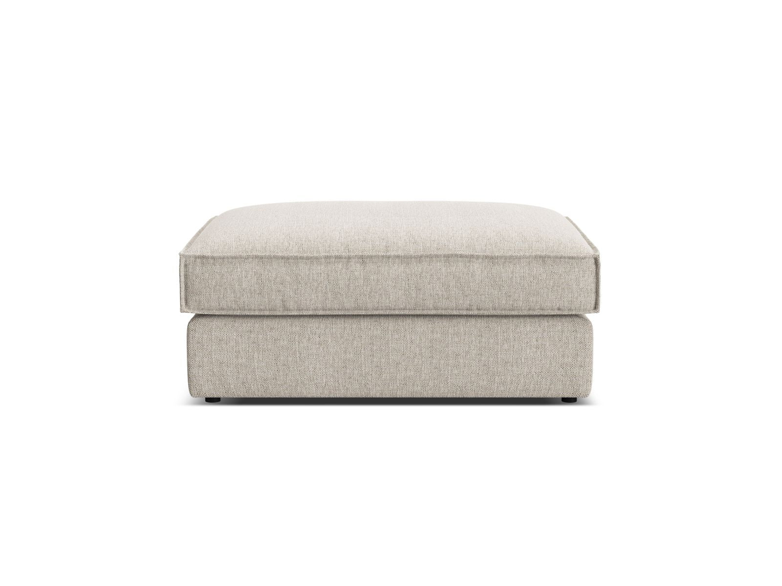 Eleganter 1-Sitzer Pouf Pola in sanften Sandtönen, ideal für stilvolle Wohnräume. Hochwertige Verarbeitung von Micadoni.