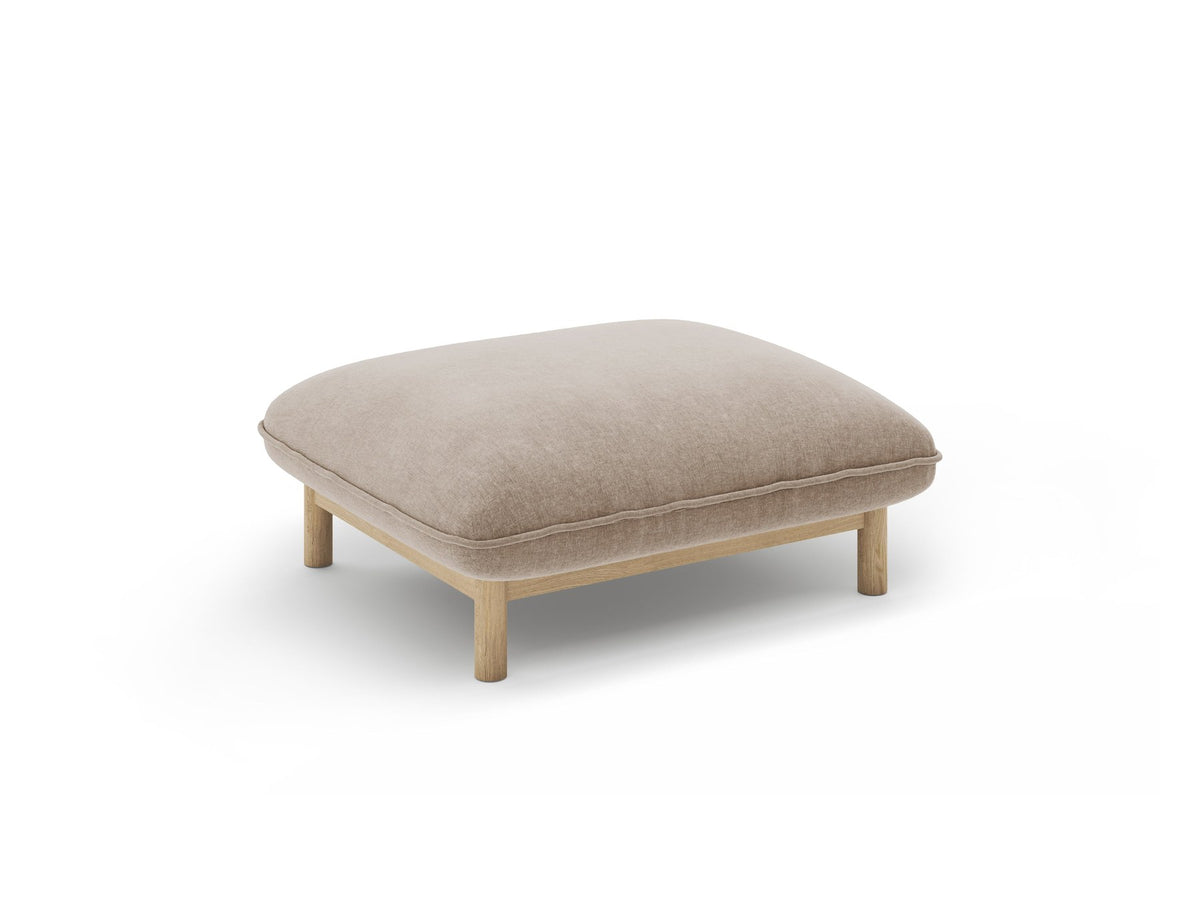 Runder Pouf Ada in Mandel beige mit Casino-Veloursbezug und sichtbaren Holzbeinen, Sitzhöhe 44 cm, hergestellt von Micadoni.