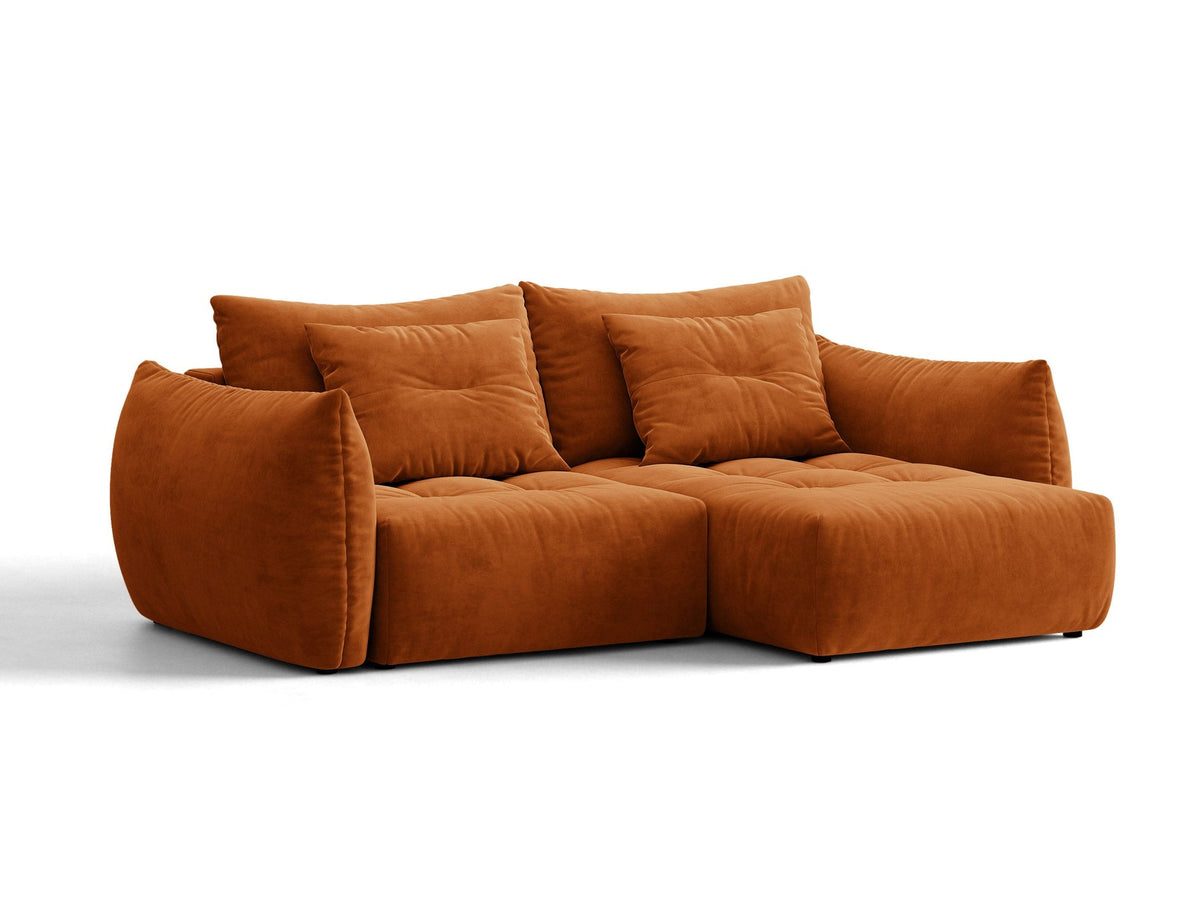 Ecksofa Bloom mit Schlaffunktion von Micadoni in Sand, Bettsofa rechts mit Casino-Veloursbezug und schwarzen Kunststoffbeinen.