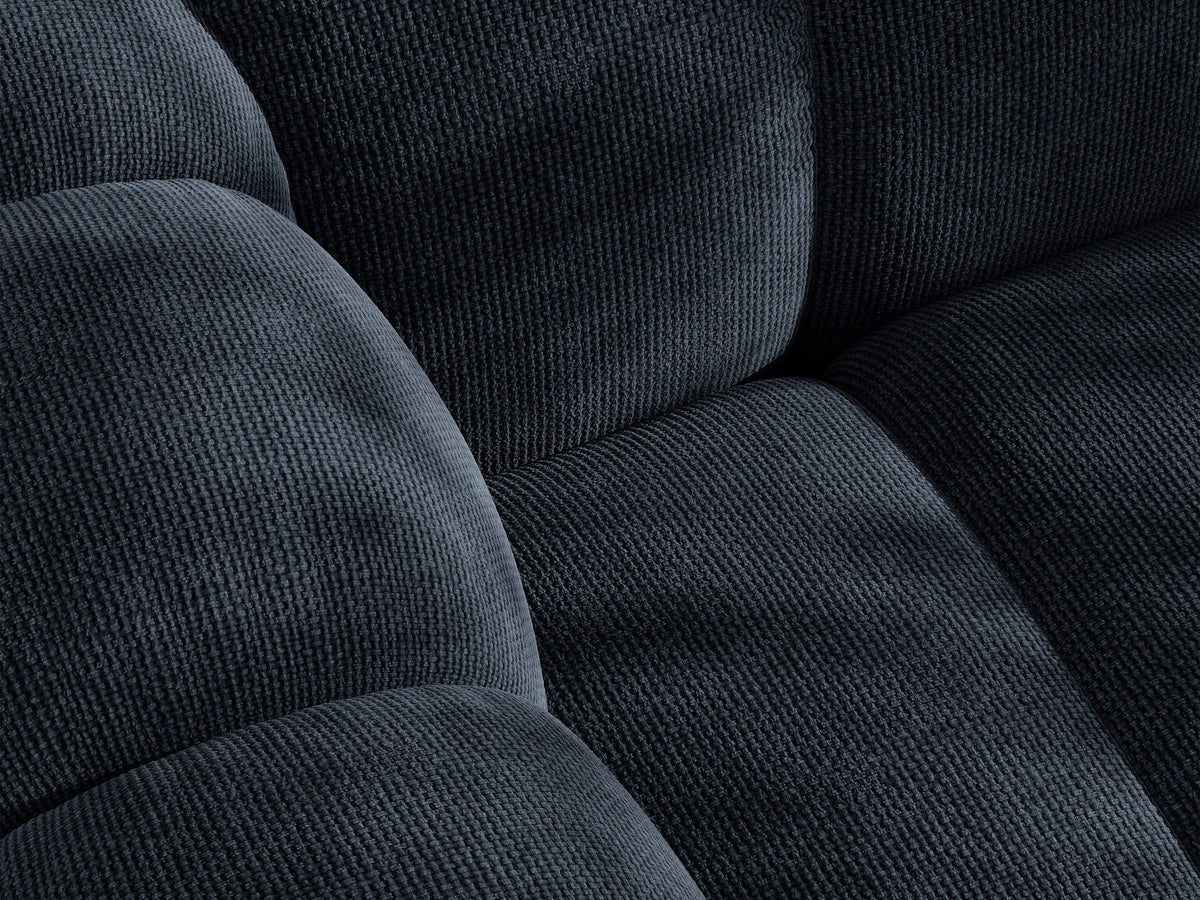 Beiges Ecksofa Lupine von Micadoni mit rechter Ausrichtung, Stoffbezug Eden Pearl, schwarzen Kunststoffbeinen und integriertem Bettkasten.