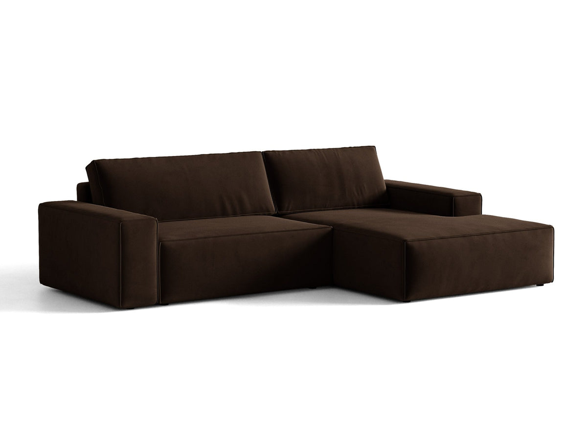 Braunes Ecksofa Jodie von Micadoni mit Bouclé-Stoffbezug, schwarzen Kunststoffbeinen und ausklappbarem Bettkasten, linke Ausrichtung.