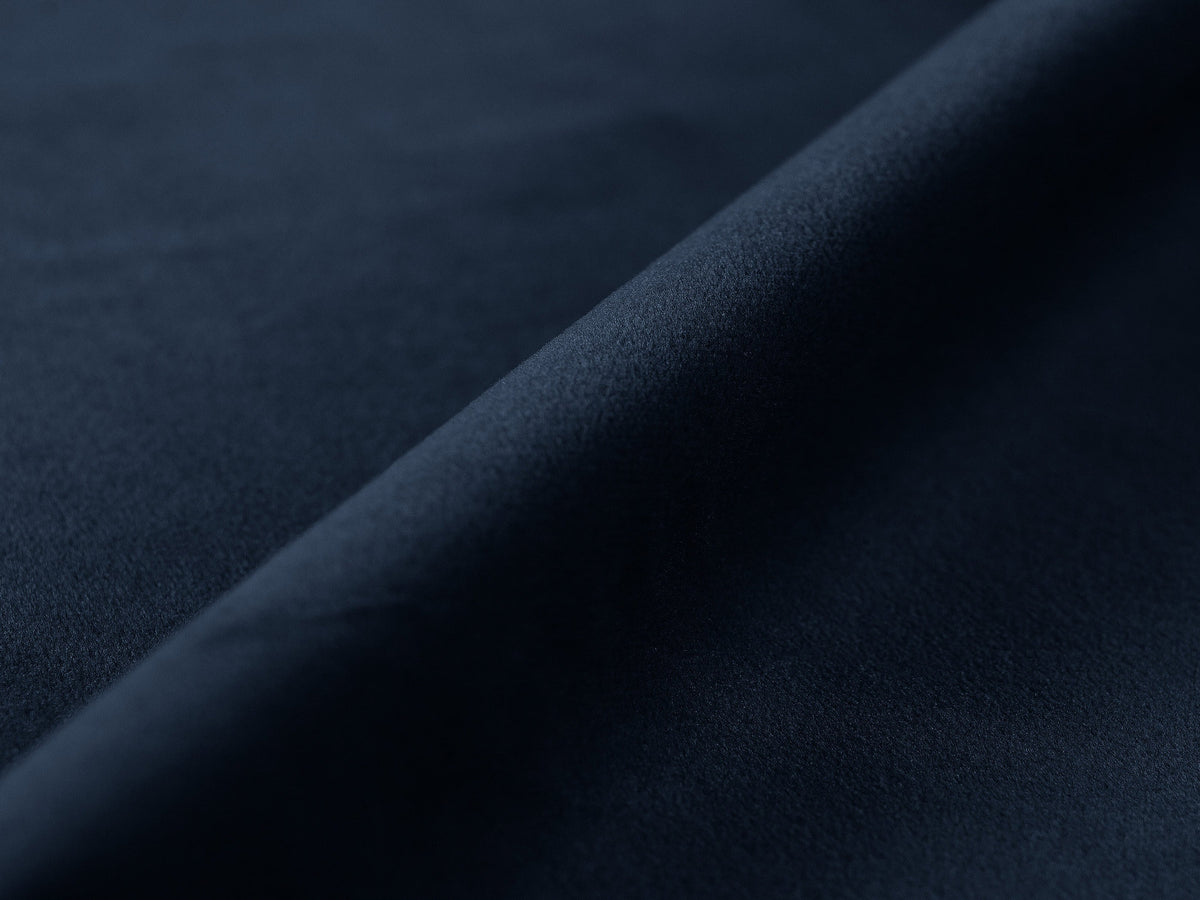 3-Sitzer Ecksofa Victor rechts mit Schlaffunktion und Stauraum in Dark Blue-Paris präsentiert im Onlineshop von KAQTU Design AG. Bettsofa rechts ist von Micadoni