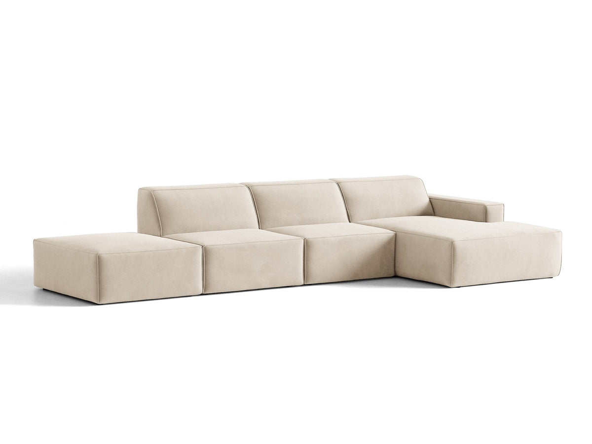 Ecksofa rechts Jodie von Micadoni in Leichtes beige mit Samtstoff-Bezug Venus, modulare Bauweise und schwarzen Kunststoffbeinen.