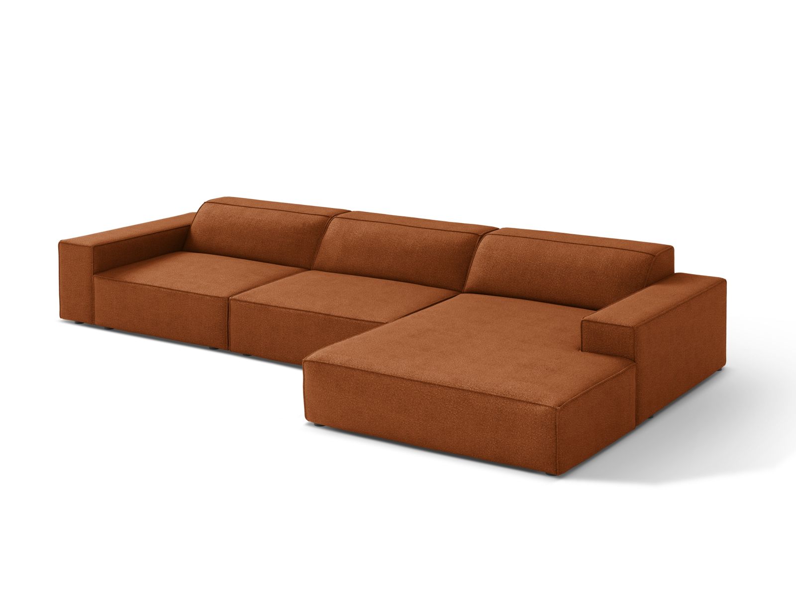 Elegantes Jodie Boucle Ecksofa in Terracotta, 4-Sitzer, modulare Bauweise, ideal für stilvolle Wohnräume, erhältlich bei KAQTU Design AG.
