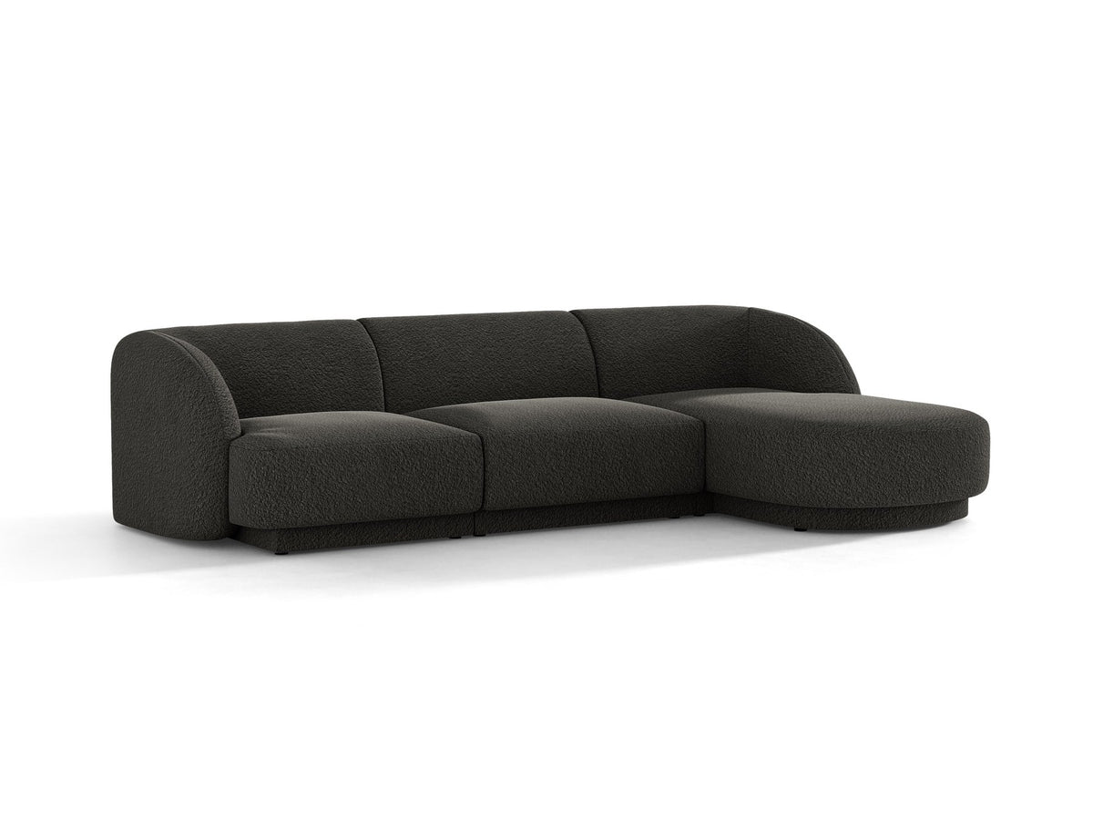 Dunkelbeiges L-Sofa Miley von Micadoni mit Bluvel-Stoffbezug, schwarzen Kunststoffbeinen und modularer Bauweise, rechts ausgerichtet.