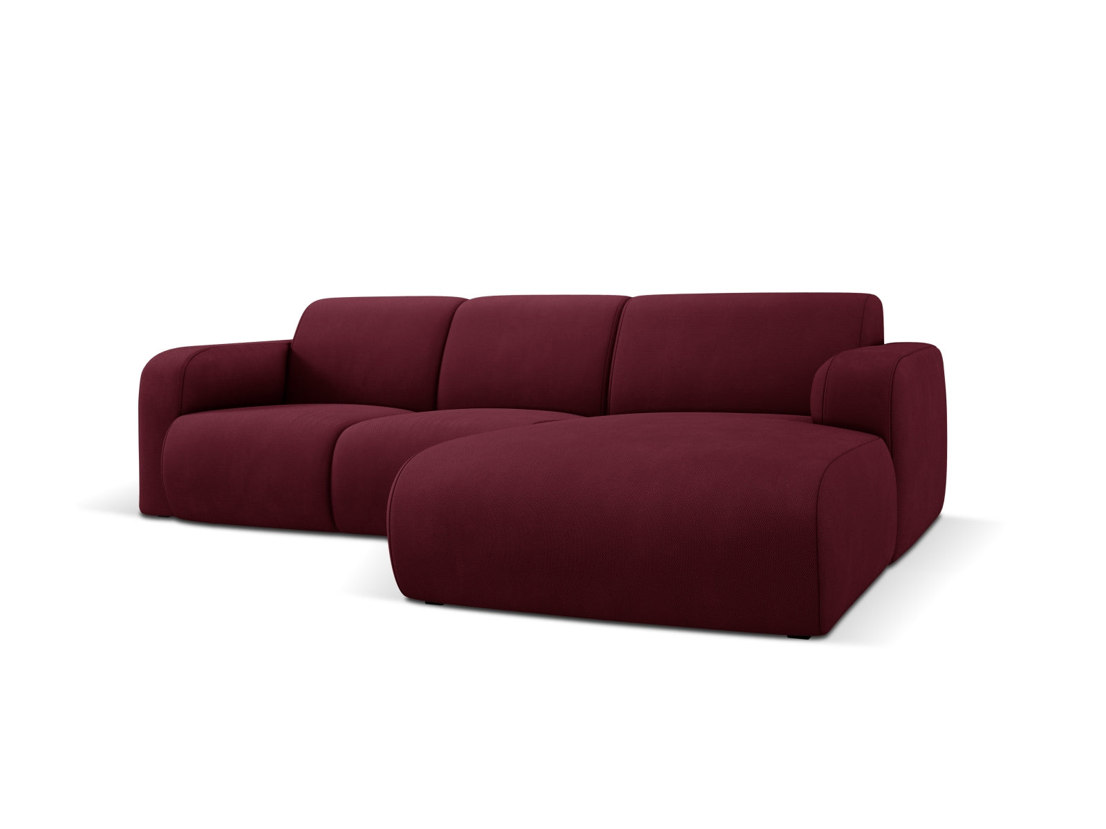 Elegantes Molino Ecksofa rechts, 4-Sitzer in Bordeaux-Rebel, ideal für stilvolle Wohnräume. Hochwertige Verarbeitung von Micadoni.