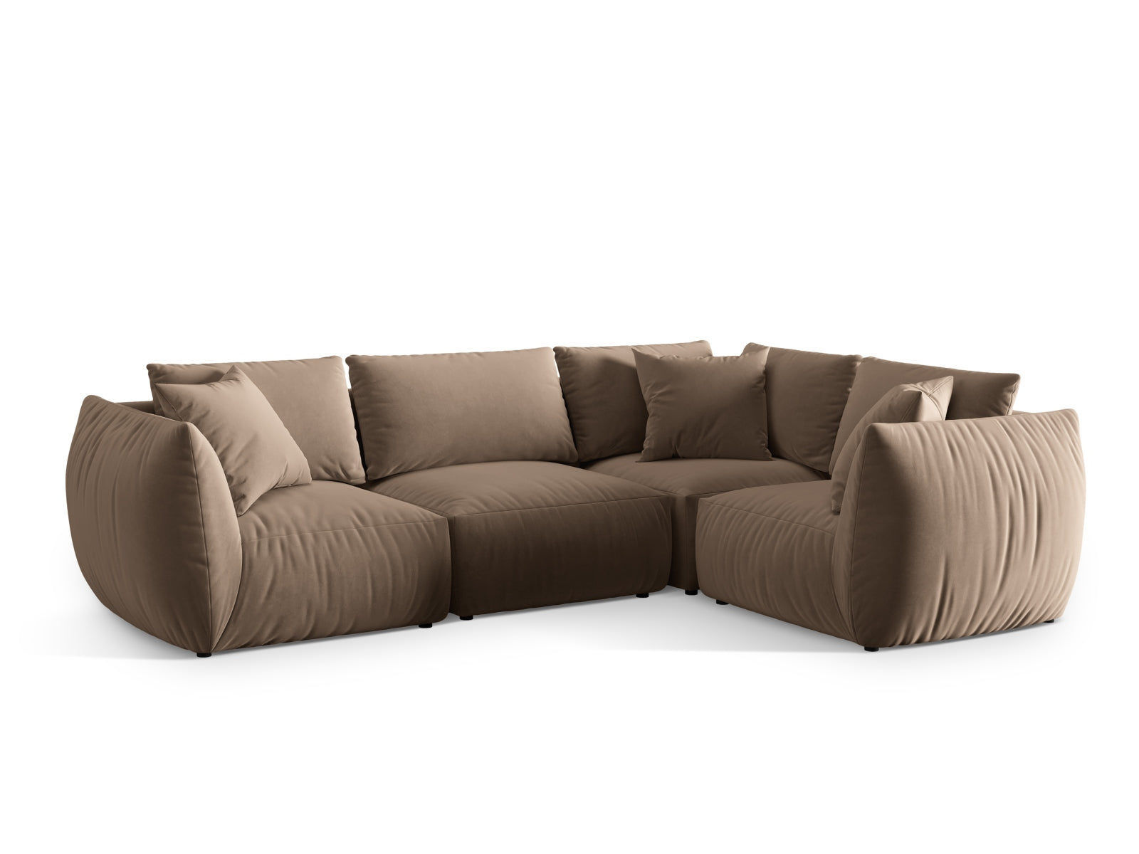 Elegantes Chris Velour Ecksofa rechts, 4-Sitzer in warmem Beige, perfekt für stilvolle Wohnzimmer und entspannte Stunden.