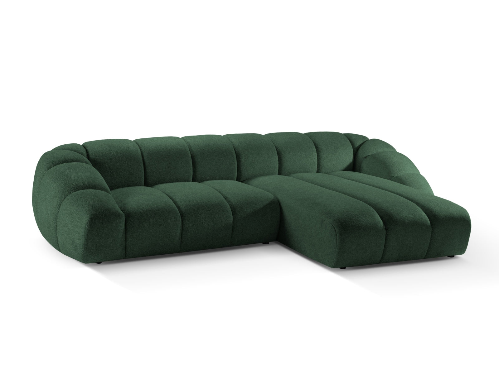 Stilvolles Diana Ecksofa rechts, 4-Sitzer in trendigem Grün, perfekt für zeitgemäße Wohnkonzepte. Hochwertige Qualität von Micadoni.