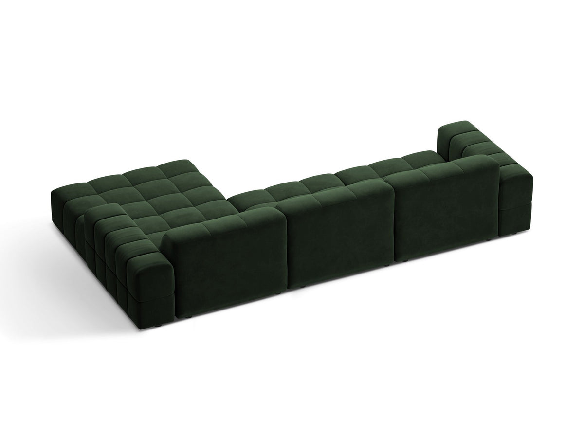 Ecksofa Jennifer von Micadoni in leichtem Beige, L-Form mit rechter Ausrichtung, Bluvel-Stoff und schwarzen Kunststoffbeinen.