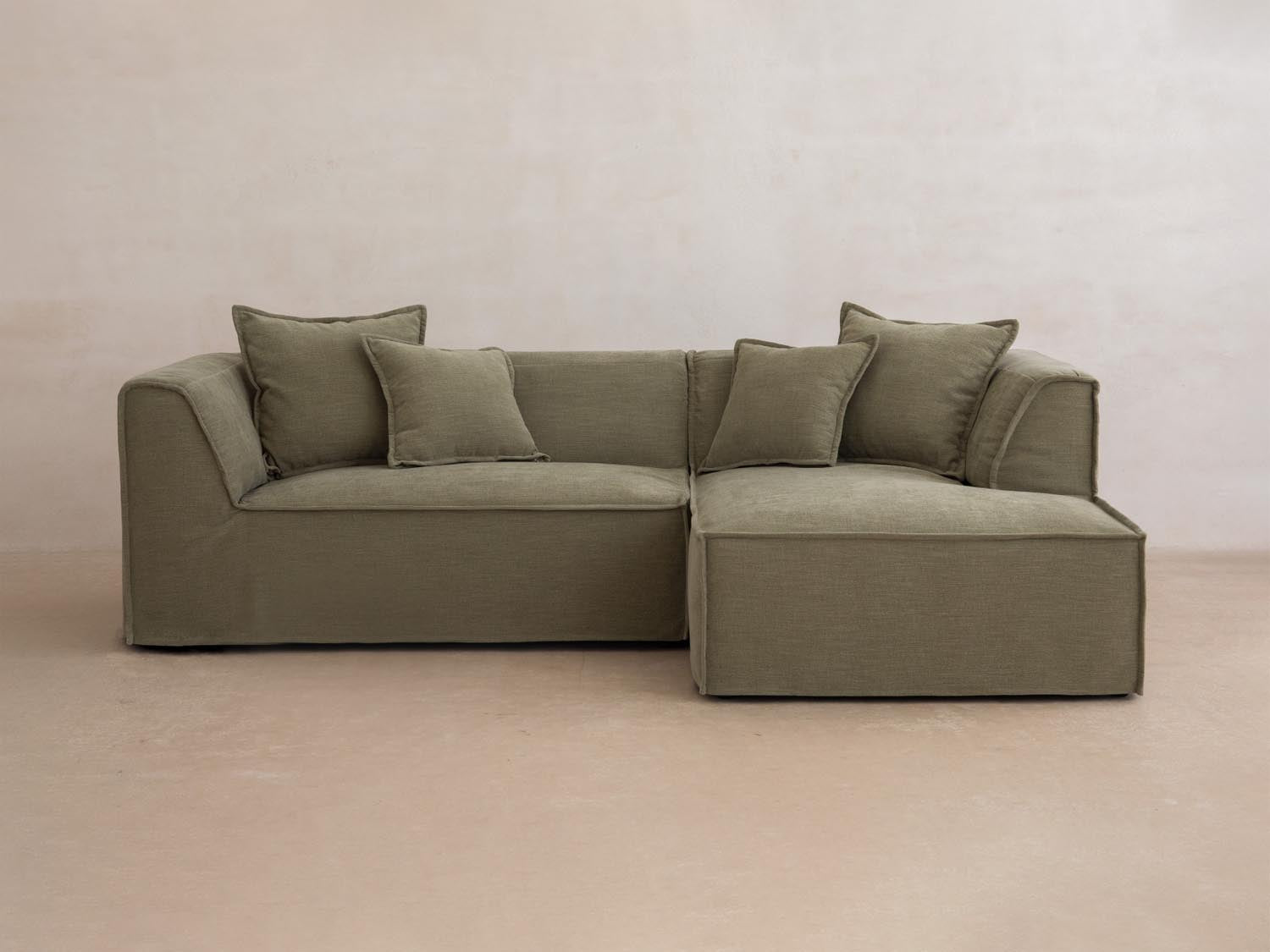 Milton Ecksofa rechts 4 Sitzer in Warm grey präsentiert im Onlineshop von KAQTU Design AG. Ecksofa rechts ist von Micadoni