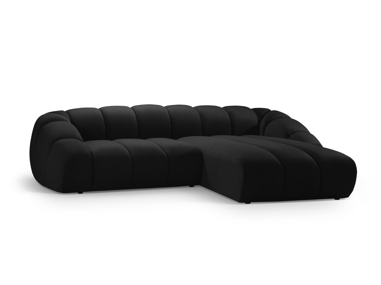 Elegantes Diana Velour Ecksofa in Schwarz, 4-Sitzer, ideal für stilvolle Wohnräume. Hochwertige Verarbeitung von Micadoni.