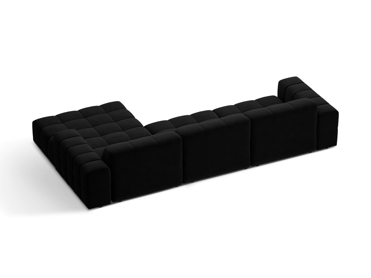 Ecksofa Jennifer von Micadoni in leichtem Beige, L-Form mit rechter Ausrichtung, Bluvel-Stoff und schwarzen Kunststoffbeinen.