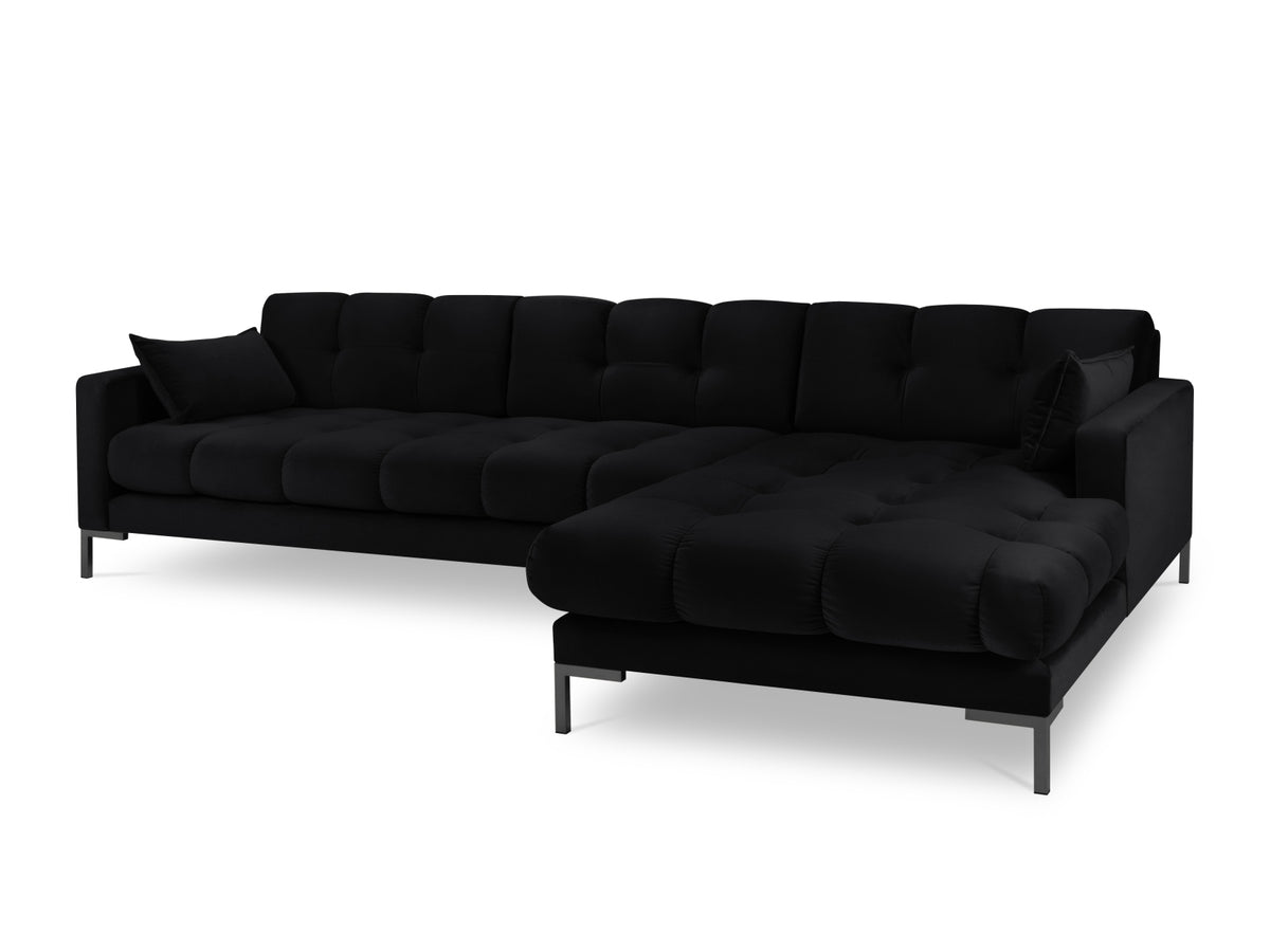 Mamaia Velour Ecksofa rechts 5 Sitzer in Black/Schwarz-Bluvel präsentiert im Onlineshop von KAQTU Design AG. L-Sofa rechts ist von Micadoni