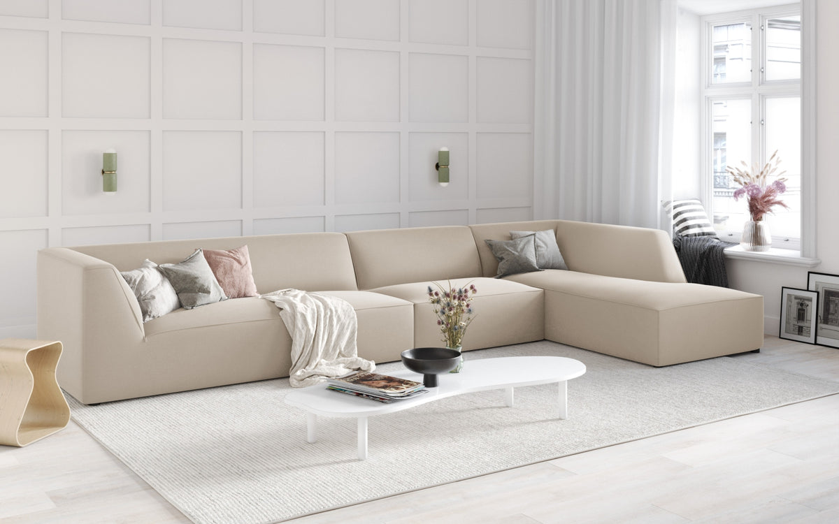 Ruby Velour modulares Ecksofa rechts 5 Sitzer in Beige-Salvador präsentiert im Onlineshop von KAQTU Design AG. L-Sofa rechts ist von Micadoni
