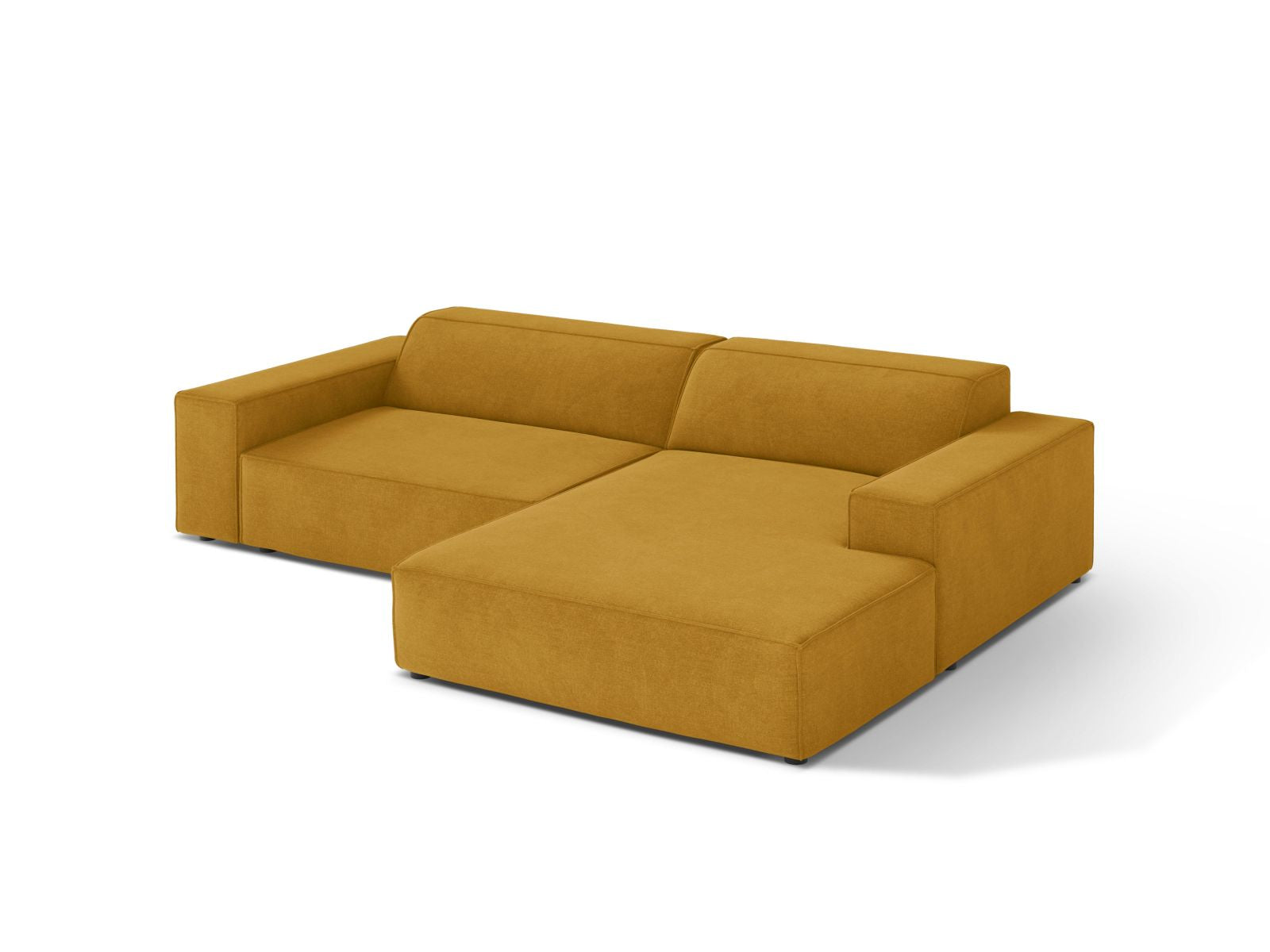 Modernes 3-Sitzer Ecksofa Jodie in stilvollem Gelb, ideal für gemütliche Wohnzimmer, präsentiert von Micadoni.