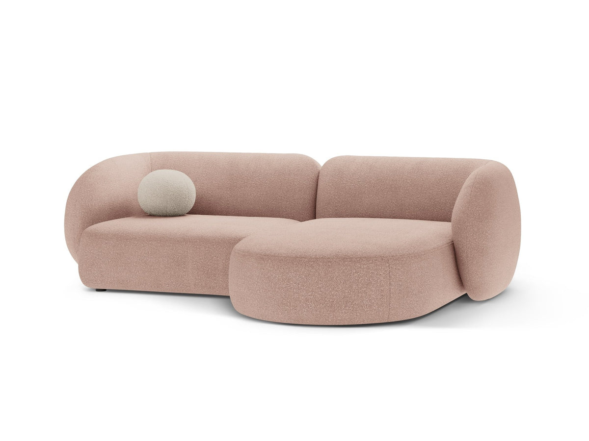 Weisses modulares Ecksofa Kate von Micadoni mit Bouclé-Stoff, schwarzen Kunststoffbeinen und rechts ausgerichteter Formgebung.