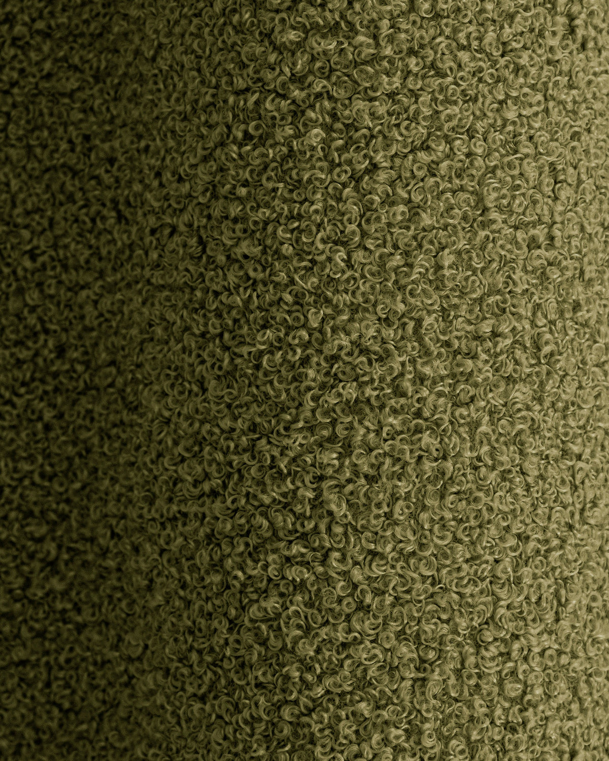 Jenny Ecksofa rechts 5 Sitzer in Green-Now or Never präsentiert im Onlineshop von KAQTU Design AG. L-Sofa rechts ist von Micadoni