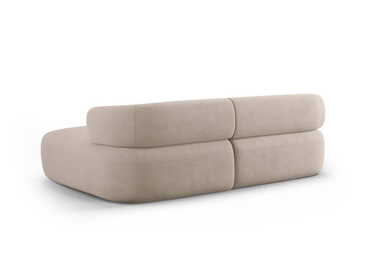 Jenny Velour Ecksofa rechts 5 Sitzer in Beige-Salvador präsentiert im Onlineshop von KAQTU Design AG. L-Sofa rechts ist von Micadoni