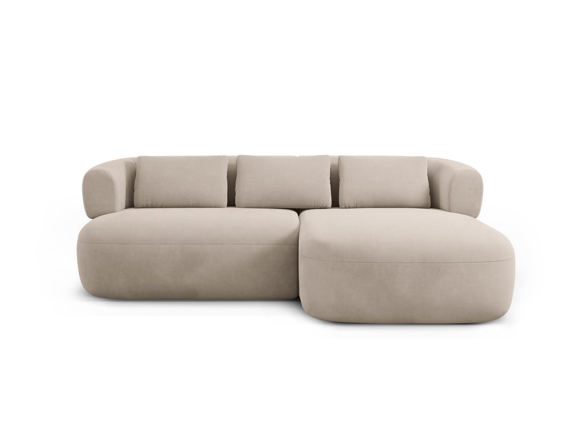 Jenny Velour Ecksofa rechts 5 Sitzer in Beige-Salvador präsentiert im Onlineshop von KAQTU Design AG. L-Sofa rechts ist von Micadoni