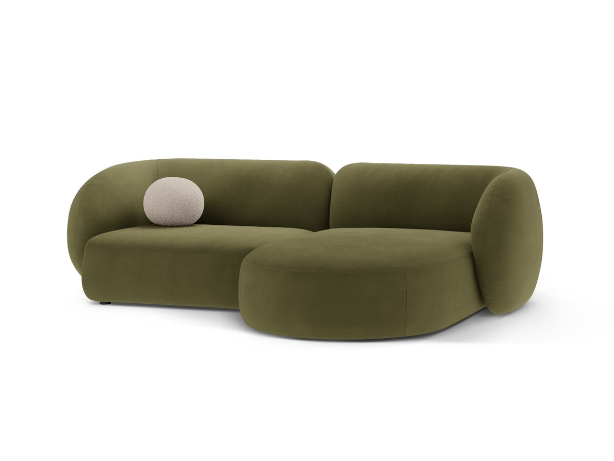 Weisses modulares Ecksofa Kate von Micadoni mit Bouclé-Stoff, schwarzen Kunststoffbeinen und rechts ausgerichteter Formgebung.