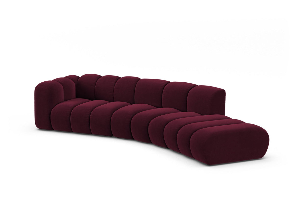 Offenes rundes L-Sofa rechts von Micadoni in Leichtes Beige mit Venus-Samtstoff, schwarzen Kunststoffbeinen und grosszügiger Sitzfläche.