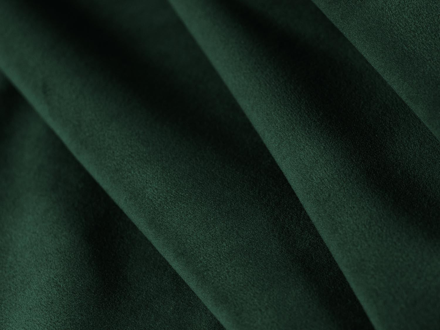 Erleben Sie das Bellis Velour Sofa von Micadoni – ein elegantes, modulares 4-Sitzer Sofa, das höchsten Komfort und individuelle Gestaltungsmöglichkeiten vereint.