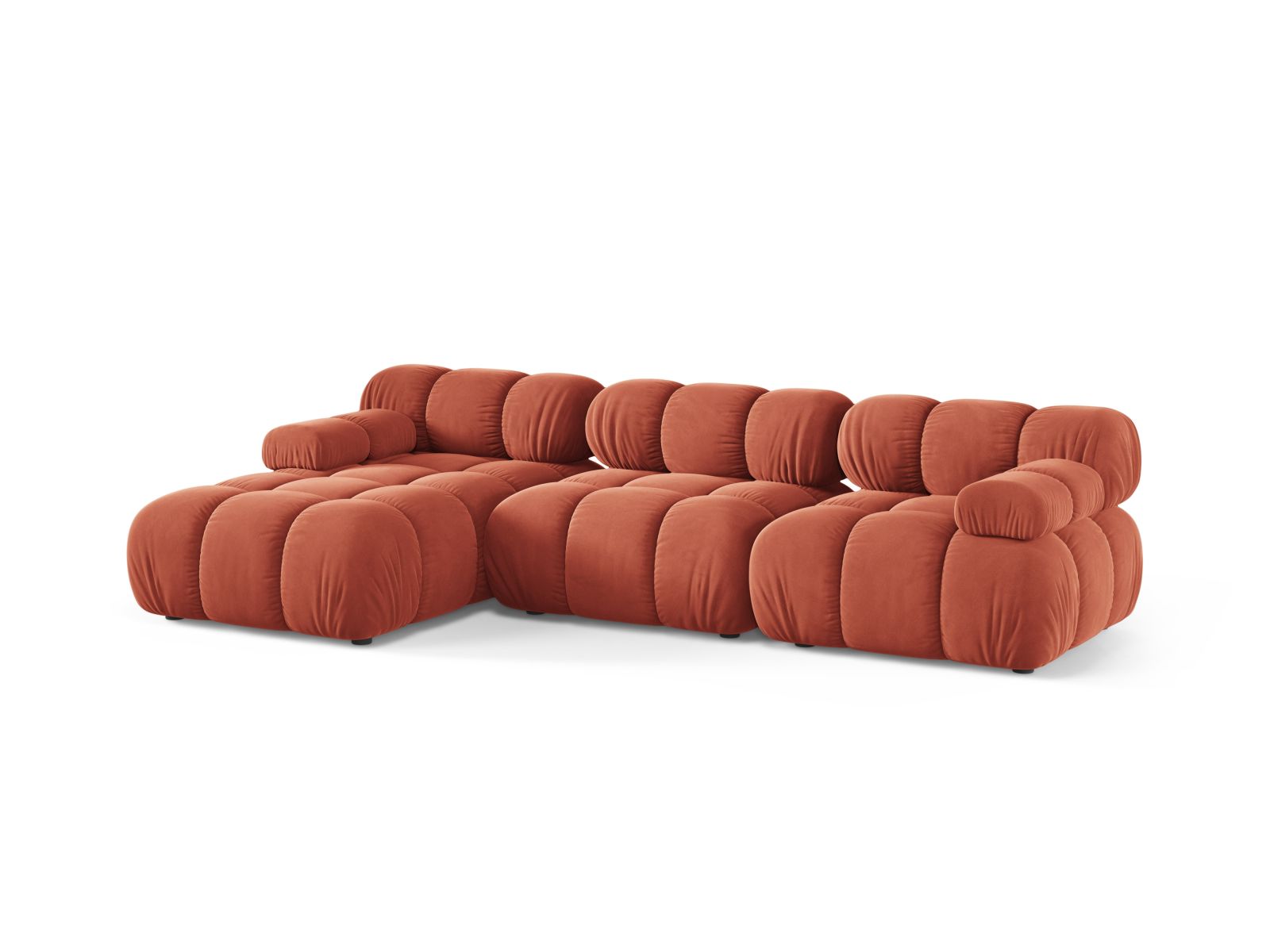 Stylisches 4-Sitzer Ecksofa links Bellis in Coral-Venus, ideal für moderne Wohnräume, erhältlich bei KAQTU Design AG.