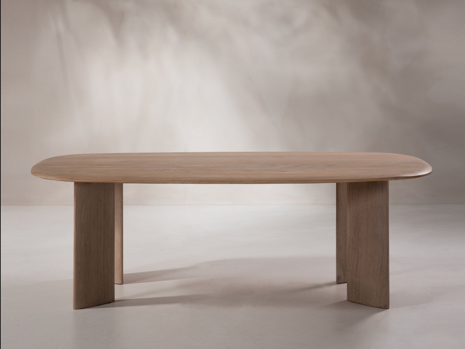 Kaffeetisch Aggie 120x60 in  präsentiert im Onlineshop von KAQTU Design AG. Couchtisch ist von Micadoni