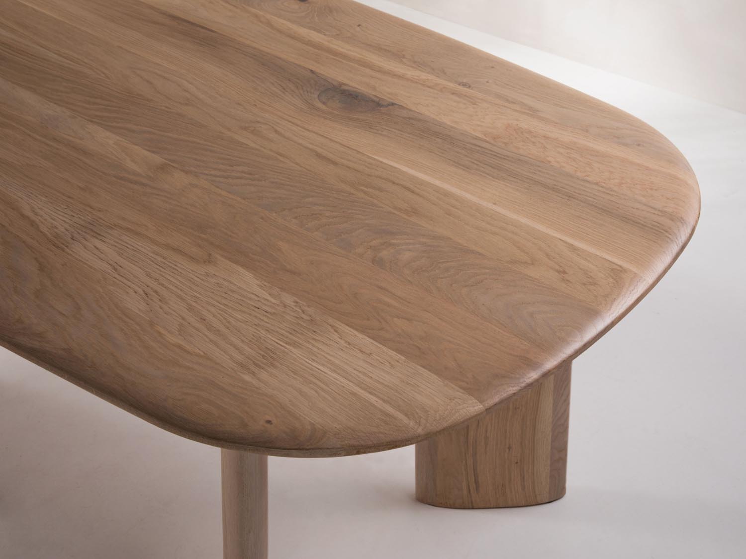 Kaffeetisch Aggie 120x60 in  präsentiert im Onlineshop von KAQTU Design AG. Couchtisch ist von Micadoni